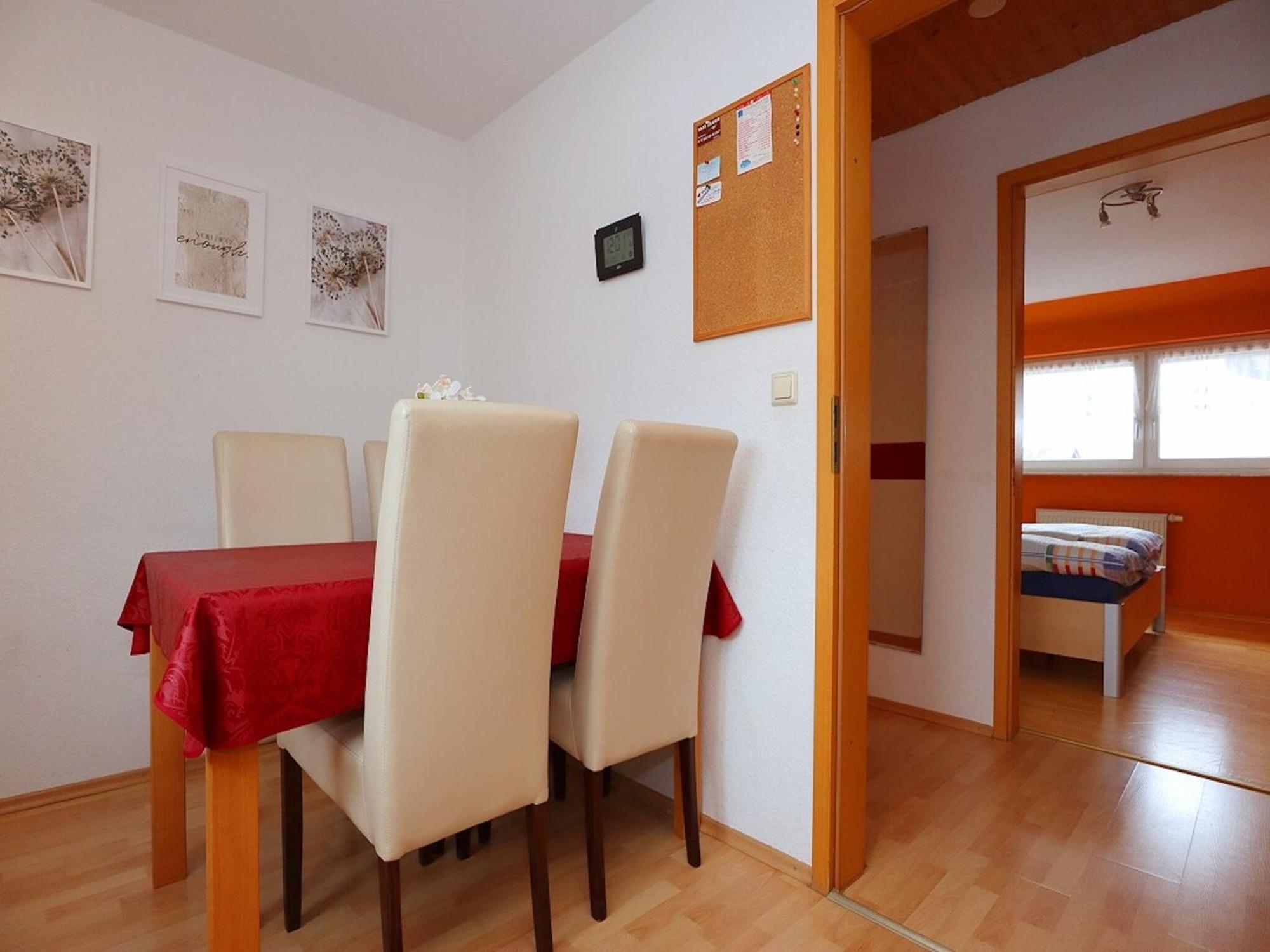 Cozy Apartment In Schwenningen With Garden Villingen-Schwenningen Kültér fotó