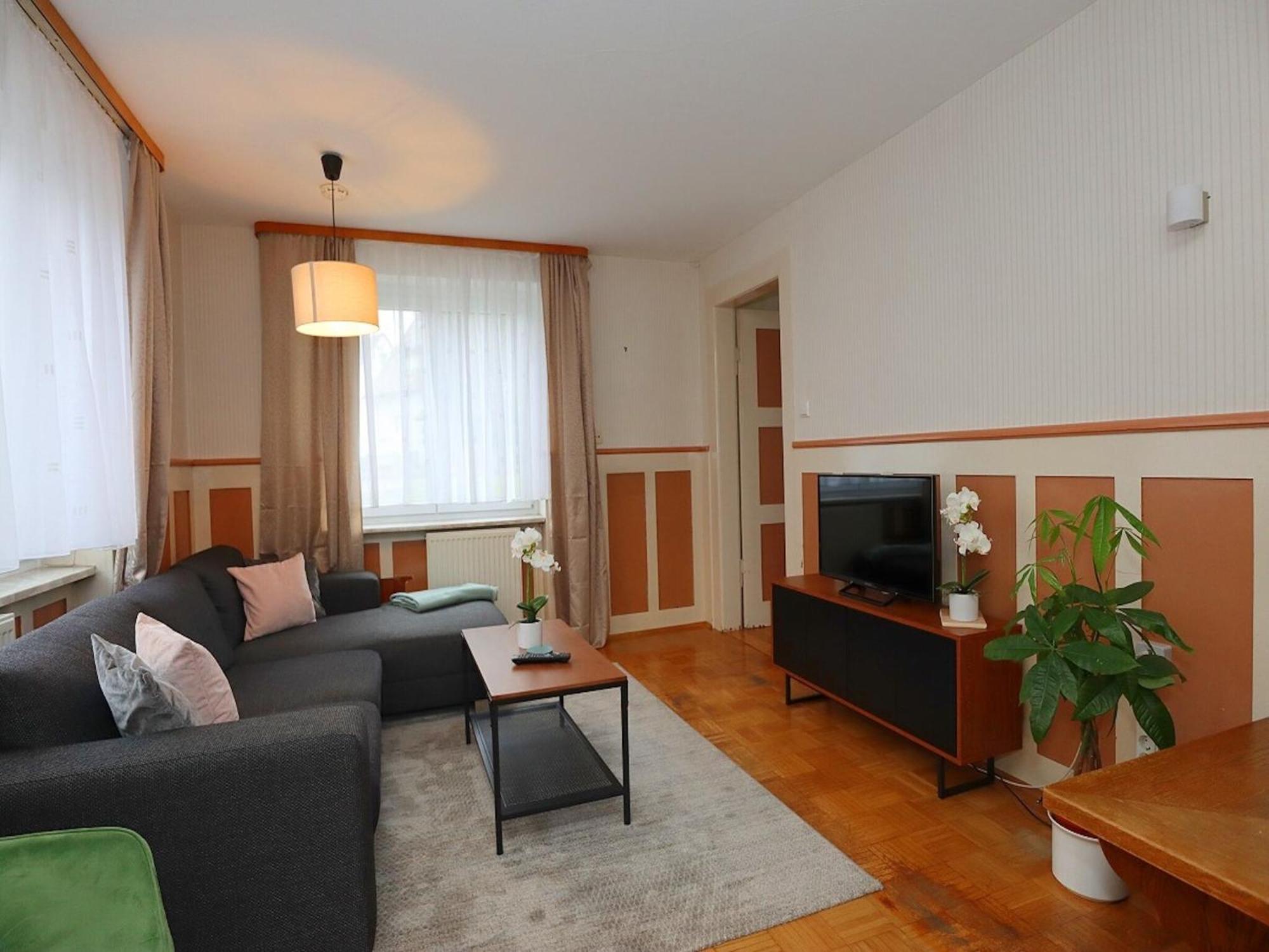 Cozy Apartment In Schwenningen With Garden Villingen-Schwenningen Kültér fotó